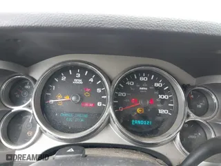 2007 Chevrolet Silverado 1500 LT w/1LT with VIN 3GCEK13C17G508138, listed as a IAAI auction lot 41898585 with 277,736 mi miles. Bid and sale history available at carsss.com. Image 7.