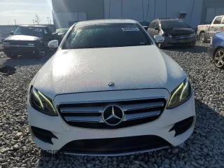 2017 Mercedes-Benz E 300 Luxury z VIN WDDZF4KB2HA054441, wystawiony jako Copart lot #56946975 z przebiegiem 154 968 mil mil oraz Nie do naprawy • Non repairable. Historia ofert i sprzedaży dostępna na DreamBid. Obrazek 5.