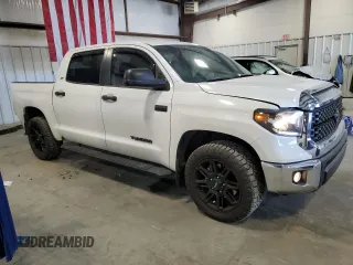 2020 Toyota Tundra 2WD SR5 with VIN 5TFEY5F14LX262160, listed as a Copart auction lot 46682465 with 93,384 mi miles and Salvage Title. Bid and sale history available at carsss.com. Image 4.