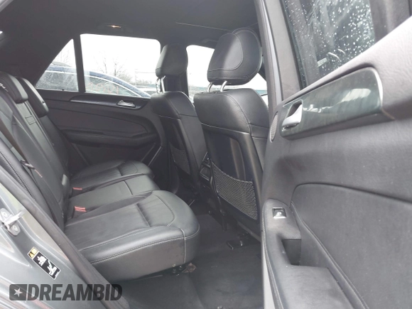 2018 Mercedes-Benz GLE 350 z VIN 4JGDA5JB0JB147786, wystawiony jako IAAI lot #42005953 z przebiegiem 138 905 mil mil oraz . Historia ofert i sprzedaży dostępna na DreamBid. Obrazek 8.