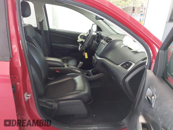 2018 Dodge Journey Crossroad with VIN 3C4PDCGG0JT166725, listed as a IAAI auction lot 42763615 with 123,032 mi miles and . Bid and sale history available at DreamBid. Image 5.