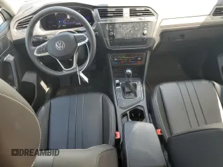 2022 Volkswagen Tiguan SE with VIN 3VV3B7AX5NM119373, listed as a Copart auction lot 54160824 with 33,212 mi miles and Salvage Title. Bid and sale history available at DreamBid. Image 8.
