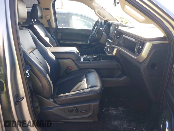 2024 Ford Expedition XLT с VIN 1FMJU1J89REA34338, выставлен на аукционе IAAI как лот 42217647 с пробегом 46 609 миль миль и . История ставок и продаж доступна на DreamBid. Изображение 5.