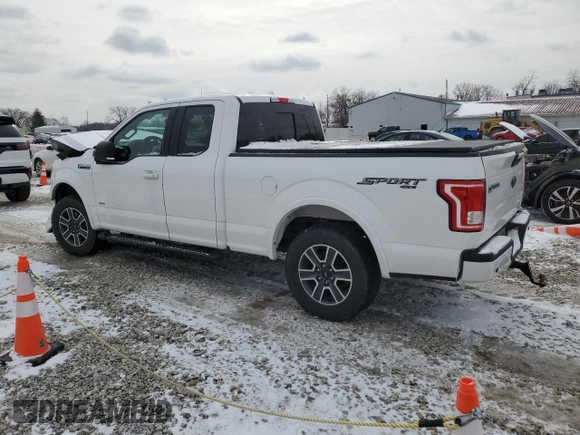 2016 Ford F-150 XLT with VIN 1FTFX1EG2GKF77712, listed as a Copart auction lot 45689545 with 211,303 mi miles and Salvage title. Bid and sale history available at DreamBid. Image 2.