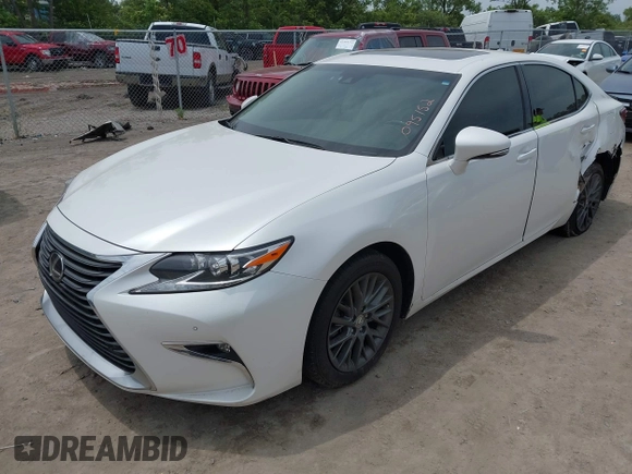 2018 Lexus ES 350 z VIN 58ABK1GG9JU095152, wystawiony jako IAAI lot #42505533 z przebiegiem 70 555 mil mil oraz . Historia ofert i sprzedaży dostępna na DreamBid. Obrazek 18.