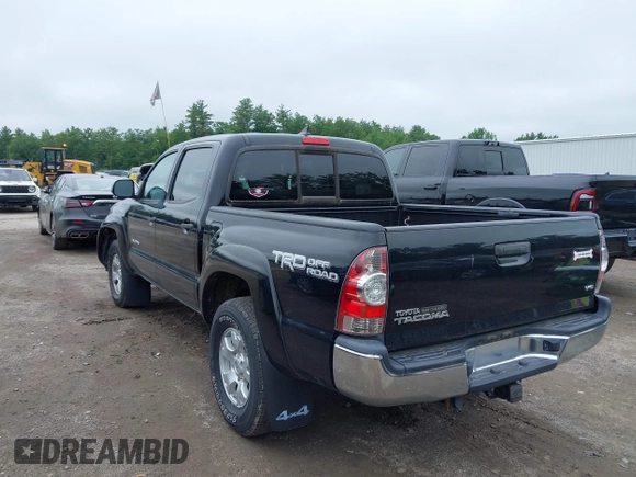 2015 Toyota Tacoma с VIN 3TMLU4EN2FM202275, выставлен на аукционе IAAI как лот 42523799 с пробегом 76 170 миль миль и . История ставок и продаж доступна на DreamBid. Изображение 3.