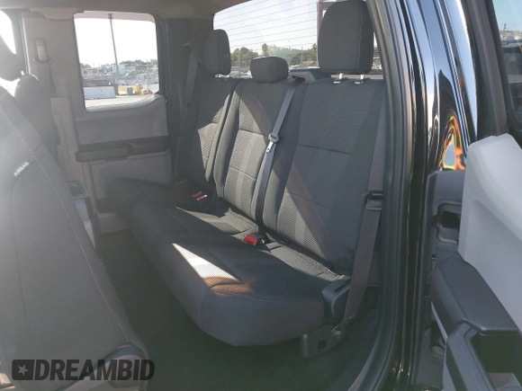 2018 Ford F-150 XL z VIN 1FTEX1CP2JKC54637, wystawiony jako IAAI lot #42520806 z przebiegiem 79 730 mil mil oraz . Historia ofert i sprzedaży dostępna na DreamBid. Obrazek 8.