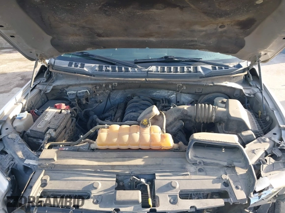 2015 Ford F-150 XL with VIN 1FTEW1CF5FKD78015, listed as a IAAI auction lot 41079398 with 273,779 mi miles. Bid and sale history available at carsss.com. Image 10.