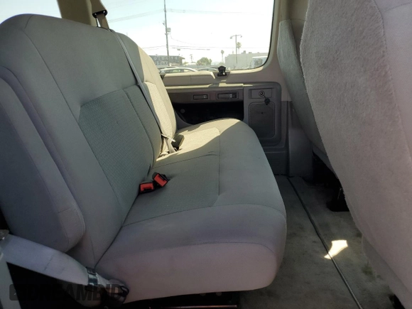 2014 Ford Econoline Passenger XL с VIN 1FBSS3BL4EDA85358, выставлен на аукционе Copart как лот 62875725 с пробегом 156 816 миль миль и Списание • Salvage title. История ставок и продаж доступна на DreamBid. Изображение 11.