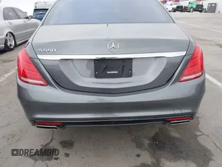 2016 Mercedes-Benz S 550 with VIN WDDUG8CB5GA253334, listed as a IAAI auction lot 42087794 with 91,315 mi miles and . Bid and sale history available at carsss.com. Image 16.