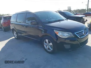 2011 Volkswagen Routan SE with VIN 2V4RW3DG5BR668194, listed as a IAAI auction lot 42483379 with 203,945 mi miles and . Bid and sale history available at DreamBid. Image 1.