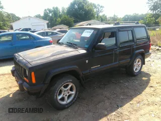 2001 Jeep Cherokee Sport with VIN 1J4FF48S61L621324, listed as a IAAI auction lot 42586960 with 213,198 mi miles and . Bid and sale history available at DreamBid. Image 2.