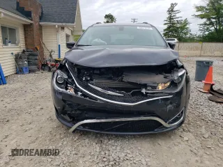 2020 Chrysler Pacifica Touring L with VIN 2C4RC1BG0LR182341, listed as a Copart auction lot 58519235 with 80,212 mi miles and Salvage title. Bid and sale history available at DreamBid. Image 5.