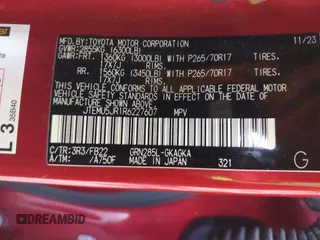 2024 Toyota 4Runner SR5 z VIN JTEMU5JR1R6227607, wystawiony jako IAAI lot #42335792 z przebiegiem 23 646 mil mil oraz . Historia ofert i sprzedaży dostępna na DreamBid. Obrazek 9.