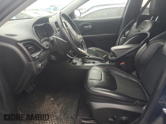 2019 Jeep Cherokee Trailhawk Elite with VIN 1C4PJMBX9KD107539, listed as a Copart auction lot 46631515 with 75,698 mi miles and Salvage Title. Bid and sale history available at carsss.com. Image 7.