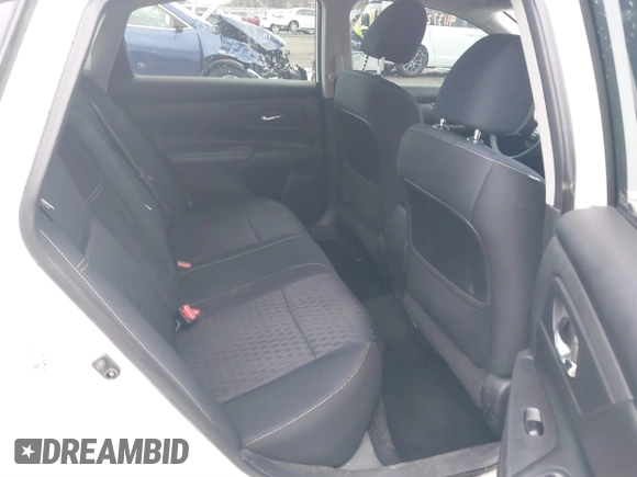 2017 Nissan Altima SR z VIN 1N4AL3AP9HC246828, wystawiony jako IAAI lot #41137292 z przebiegiem 132 851 mil mil oraz . Historia ofert i sprzedaży dostępna na DreamBid. Obrazek 8.
