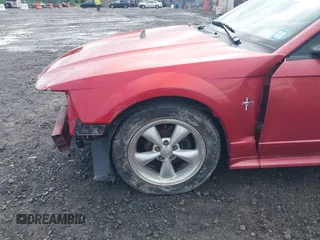 2001 Ford Mustang Standard z VIN 1FAFP40451F185277, wystawiony jako IAAI lot #42186086 z przebiegiem 170 430 mil mil oraz . Historia ofert i sprzedaży dostępna na DreamBid. Obrazek 15.