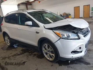 2013 Ford Escape Titanium с VIN 1FMCU9J96DUC60268, выставлен на аукционе IAAI как лот 42095407 с пробегом 105 307 миль миль и . История ставок и продаж доступна на DreamBid. Изображение 1.