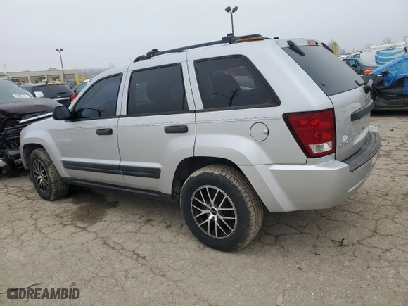 2005 Jeep Grand Cherokee Laredo with VIN 1J4HR48N65C626992, listed as a Copart auction lot 45107265 with 223,529 mi miles and Clean Title. Bid and sale history available at carsss.com. Image 2.