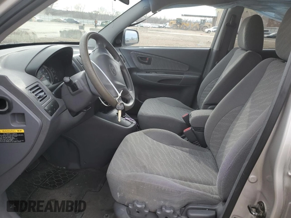 2005 Hyundai Tucson GL with VIN KM8JM12B25U064484, listed as a Copart auction lot 87057974 with 88,442 mi miles and Salvage Title. Bid and sale history available at carsss.com. Image 7.