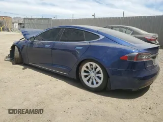 2017 Tesla Model S 100D с VIN 5YJSA1E28HF233322, выставлен на аукционе Copart как лот 62357925 с пробегом 110 383 миль миль и Списание • Salvage title. История ставок и продаж доступна на DreamBid. Изображение 2.