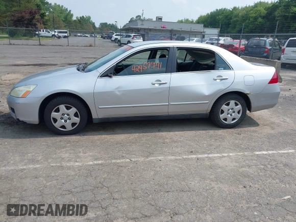 2007 Honda Accord LX z VIN 1HGCM564X7A169294, wystawiony jako IAAI lot #42457941 z przebiegiem 256 692 mil mil oraz . Historia ofert i sprzedaży dostępna na DreamBid. Obrazek 14.