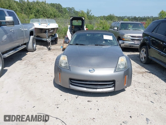 2008 Nissan 350Z Touring with VIN JN1BZ36A78M851719, listed as a IAAI auction lot 42181525 with 129,884 mi miles. Bid and sale history available at carsss.com. Image 6.