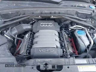 2011 Audi Q5 3.2L Premium Plus with VIN WA1DKAFP7BA008657, listed as a IAAI auction lot 41440493 with 174,033 mi miles. Bid and sale history available at carsss.com. Image 10.