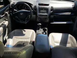 2014 Kia Sorento SX with VIN 5XYKW4A71EG442717, listed as a Copart auction lot 48193205 with 105,884 mi miles and Salvage Title. Bid and sale history available at carsss.com. Image 8.