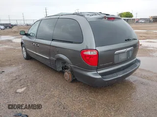 2004 Chrysler Town & Country Touring z VIN 2C4GP54L64R548091, wystawiony jako IAAI lot #42100811 z przebiegiem 251 192 mil mil oraz . Historia ofert i sprzedaży dostępna na DreamBid. Obrazek 3.