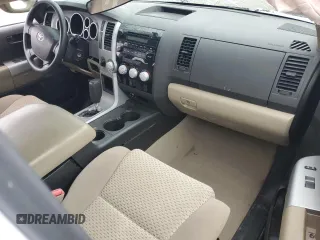 2009 Toyota Tundra z VIN 5TFBT54189X015186, wystawiony jako Copart lot #88689195 z przebiegiem Nie podano mil oraz Szkody całkowita. Historia ofert i sprzedaży dostępna na DreamBid. Obrazek 8.