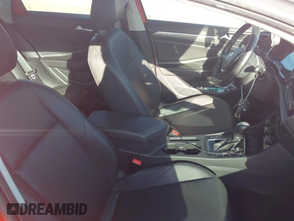 2019 Volkswagen Jetta S with VIN 3VWC57BU5KM141943, listed as a IAAI auction lot 42227260 with 99,164 mi miles and . Bid and sale history available at DreamBid. Image 5.