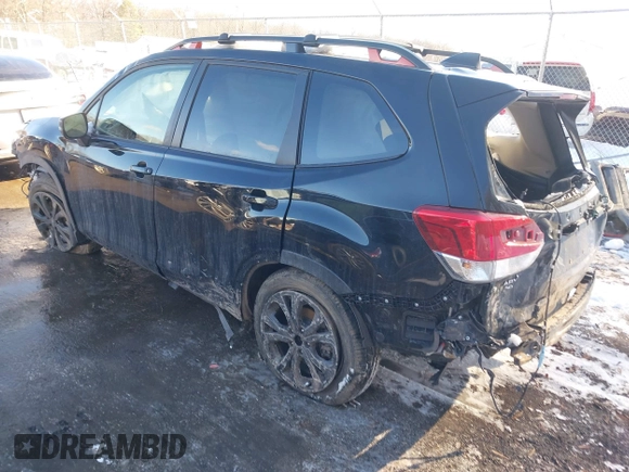 2024 Subaru Forester Sport with VIN JF2SKAGC8RH487960, listed as a IAAI auction lot 41251017 with 11,758 mi miles. Bid and sale history available at carsss.com. Image 3.