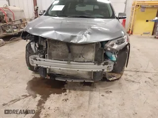 2020 Chevrolet Traverse LT Leather with VIN 1GNEVHKW2LJ133629, listed as a IAAI auction lot 41530299 with 86,329 mi miles. Bid and sale history available at carsss.com. Image 6.