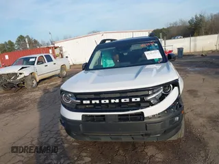 2022 Ford Bronco Sport Outer Banks with VIN 3FMCR9C66NRD62652, listed as a IAAI auction lot 41454927 with 28,877 mi miles and . Bid and sale history available at DreamBid. Image 12.