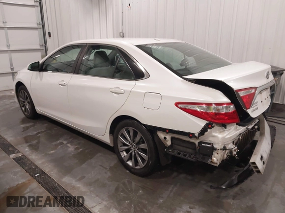 2015 Toyota Camry XLE with VIN 4T1BF1FK3FU891503, listed as a IAAI auction lot 42027205 with 184,743 mi miles and . Bid and sale history available at DreamBid. Image 3.