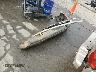 2002 Suzuki XL7 Standard z VIN JS3TX92V424130897, wystawiony jako Copart lot #84635434 z przebiegiem 208 447 mil mil oraz Szkoda całkowita • Salvage title. Historia ofert i sprzedaży dostępna na DreamBid. Obrazek 13.