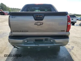 2008 Chevrolet Avalanche 3LT z VIN 3GNFK12318G107218, wystawiony jako Copart lot #56333655 z przebiegiem Nie podano mil oraz Szkoda całkowita • Salvage title. Historia ofert i sprzedaży dostępna na DreamBid. Obrazek 6.