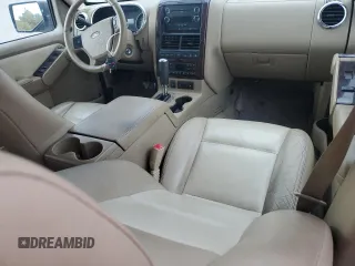 2008 Ford Explorer Limited with VIN 1FMEU75E28UA38692, listed as a Copart auction lot 77047004 with 231,680 mi miles and Clean title. Bid and sale history available at DreamBid. Image 8.