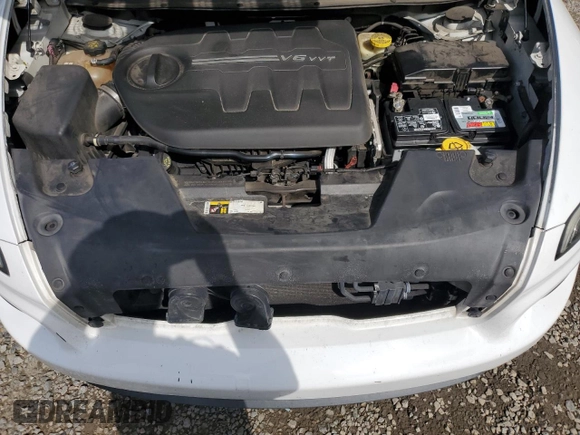 2016 Jeep Cherokee Latitude with VIN 1C4PJLCS7GW247355, listed as a Copart auction lot 63222185 with 190,831 mi miles and Salvage title. Bid and sale history available at DreamBid. Image 11.