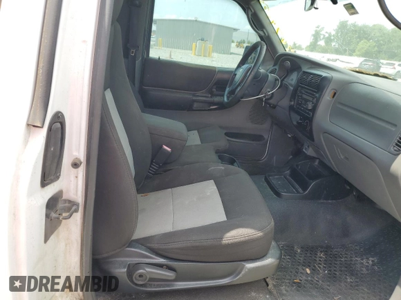 2006 Ford Ranger STX z VIN 1FTYR44U76PA03152, wystawiony jako Copart lot #57479265 z przebiegiem Nie podano mil oraz Czysty tytuł • Clean title. Historia ofert i sprzedaży dostępna na DreamBid. Obrazek 10.