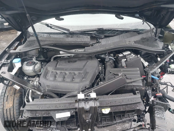 2021 Volkswagen Tiguan SE with VIN 3VV3B7AX3MM058751, listed as a IAAI auction lot 41527365 with 19,646 mi miles and . Bid and sale history available at DreamBid. Image 10.