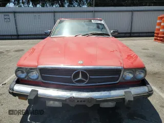1979 Mercedes-Benz SL with VIN 10704412052399, listed as a Copart auction lot 63044135 with 162,284 mi miles and Salvage title. Bid and sale history available at DreamBid. Image 5.