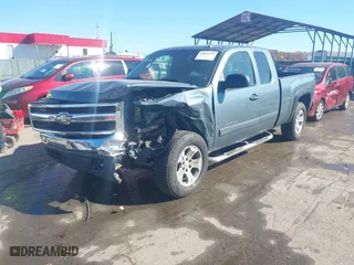 2007 Chevrolet Silverado 1500 LTZ with VIN 2GCEK19J171577197, listed as a IAAI auction lot 40818295 with 200,691 mi miles. Bid and sale history available at carsss.com. Image 19.