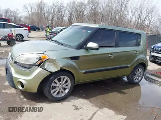 2012 Kia Soul + with VIN KNDJT2A67C7450802, listed as a IAAI auction lot 41815696 with 137,101 mi miles. Bid and sale history available at carsss.com. Image 14.
