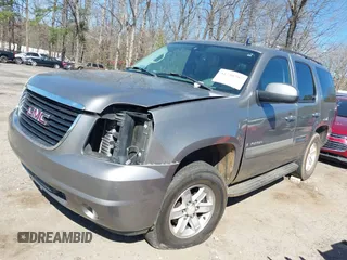 2007 GMC Yukon SLT z VIN 1GKFC13007J138584, wystawiony jako IAAI lot #41750793 z przebiegiem Nie podano mil oraz . Historia ofert i sprzedaży dostępna na DreamBid. Obrazek 2.