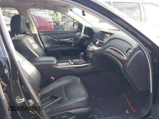 2017 Infiniti Q70 3.7 with VIN JN1BY1PR6HM210363, listed as a IAAI auction lot 41578525 with 111,792 mi miles and . Bid and sale history available at DreamBid. Image 5.