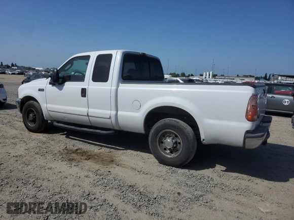 2003 Ford F-250 XL с VIN 1FTNX20L93EA98198, выставлен на аукционе Copart как лот 54366535 с пробегом 210 204 миль миль и Списание • Salvage title. История ставок и продаж доступна на DreamBid. Изображение 2.