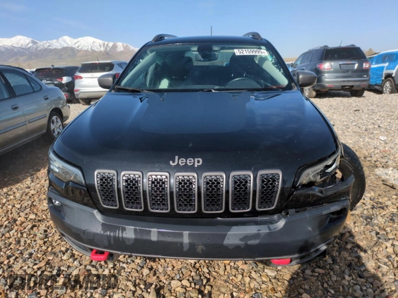 2020 Jeep Cherokee Trailhawk с VIN 1C4PJMBX6LD608552, выставлен на аукционе Copart как лот 52159995 с пробегом 84 368 миль миль и Списание • Salvage title. История ставок и продаж доступна на DreamBid. Изображение 5.