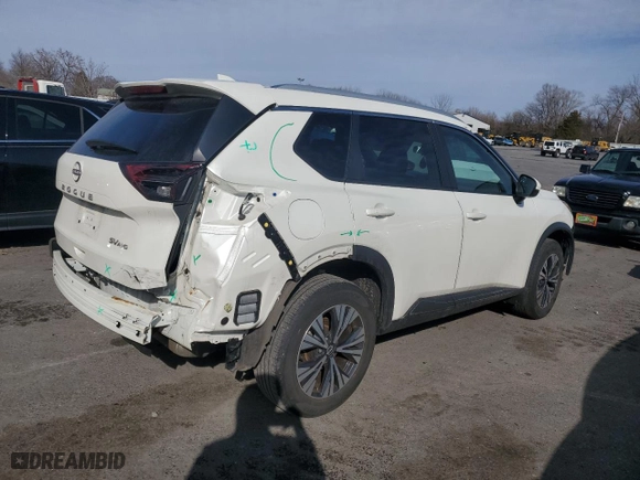 2022 Nissan Rogue SV with VIN 5N1BT3BB9NC714419, listed as a Copart auction lot 43451225 with 31,445 mi miles and Salvage Title. Bid and sale history available at carsss.com. Image 3.
